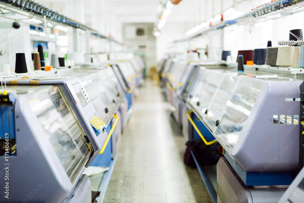 Obraz premium Textile industry machines in factory