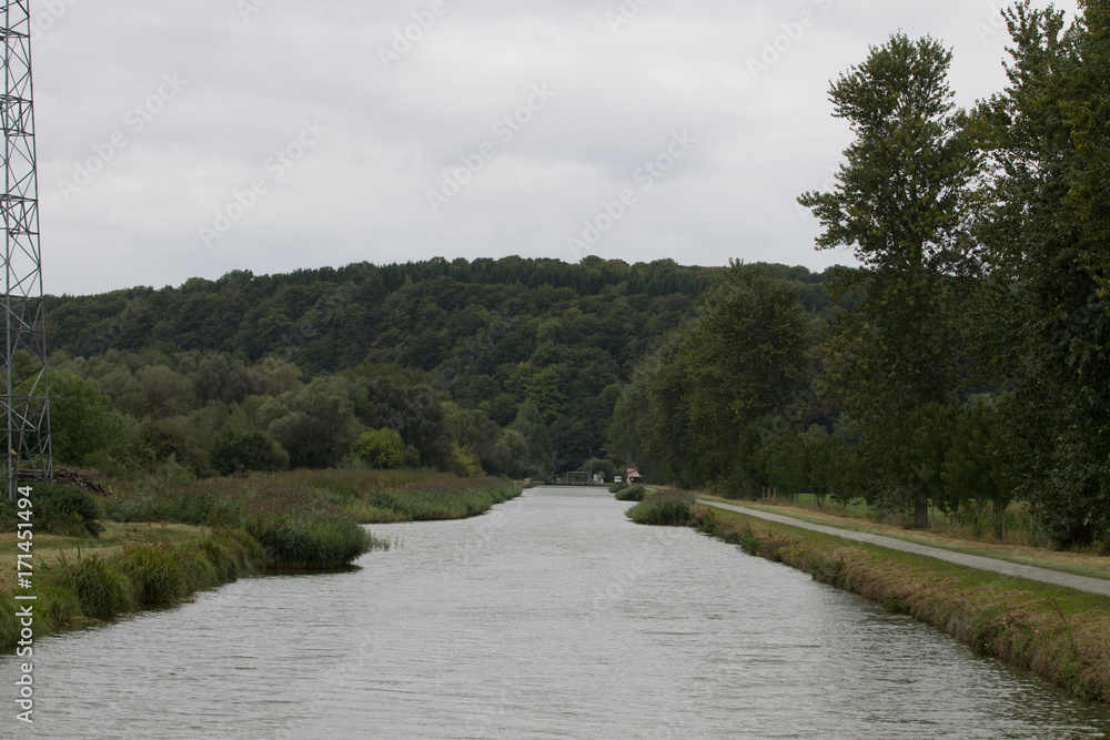 Fototapeta premium Canal du Rhône au Rhin