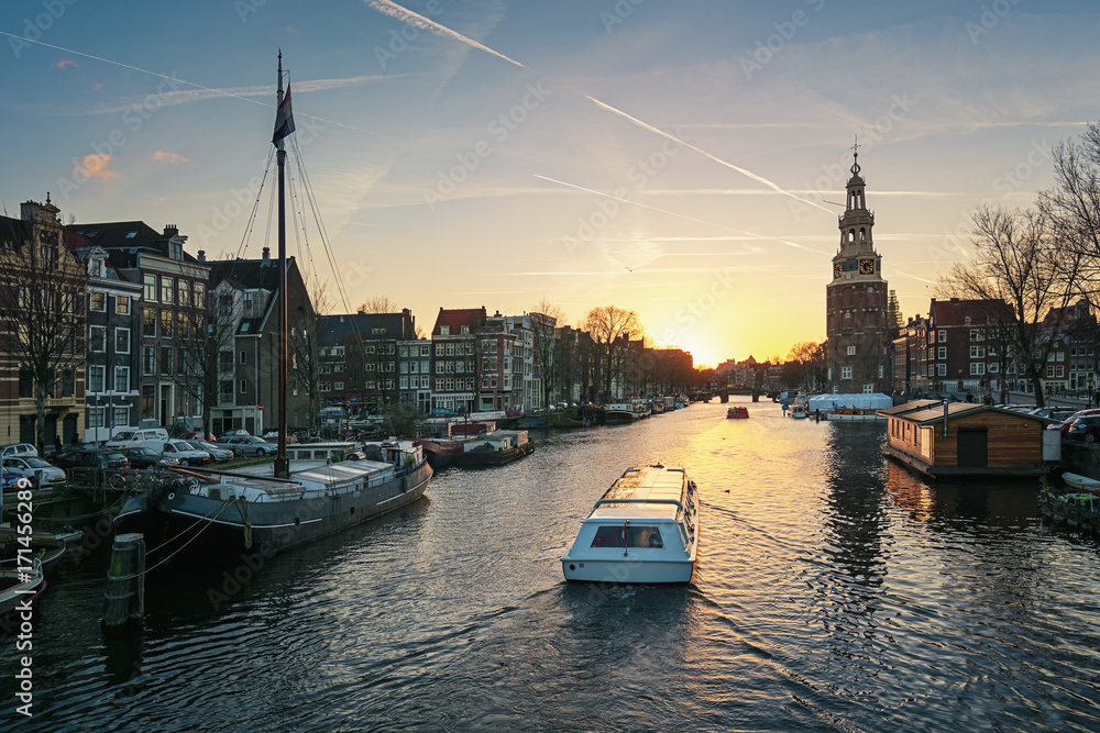 Сanal Oudeschans at sunset in the center of Amsterdam