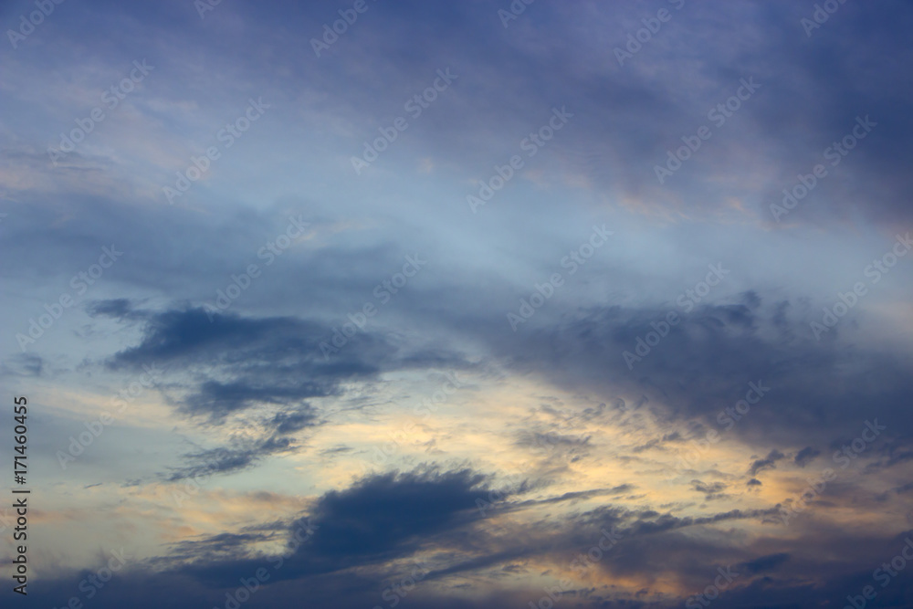 Evening sky with feathered clouds