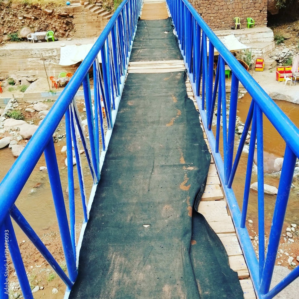 Obraz premium Pont suspendu