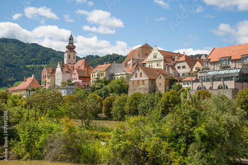 Altstadt Panorama von Frohnleiten bei Graz in der Steiermark, Österreich