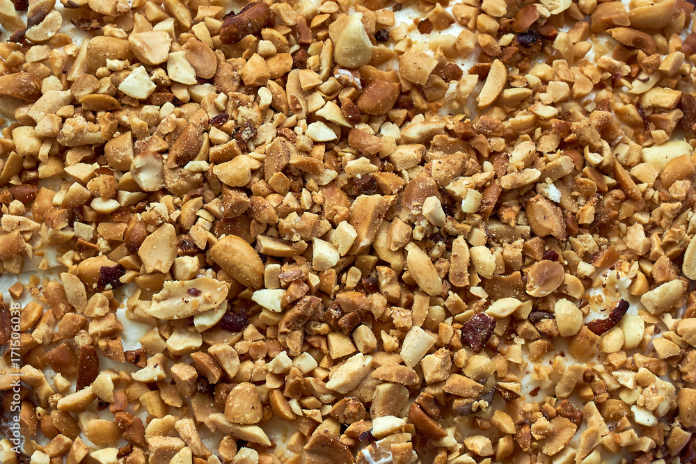cake with toffee and peanuts cake with toffee and peanuts