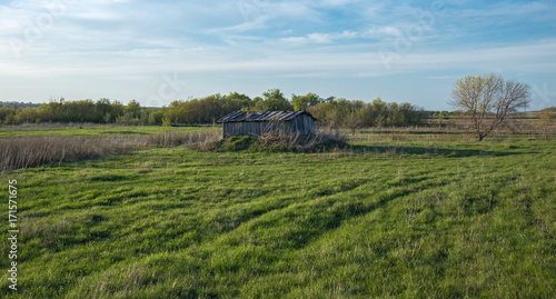 Foto Old dilapidated barn