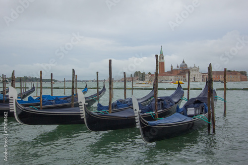 Gondole a San Marco Venezia © Lunipa