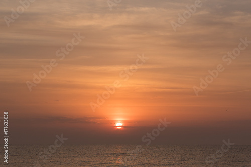 sun rising over the mediterranean sea © Thomas