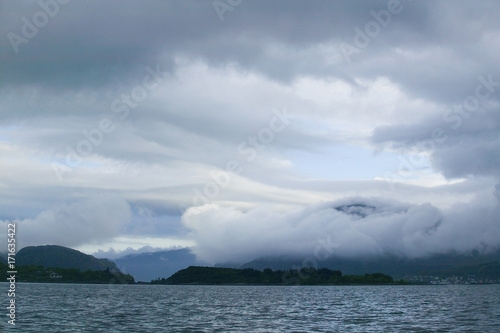 Ein Sturm ist im Anzug in d...