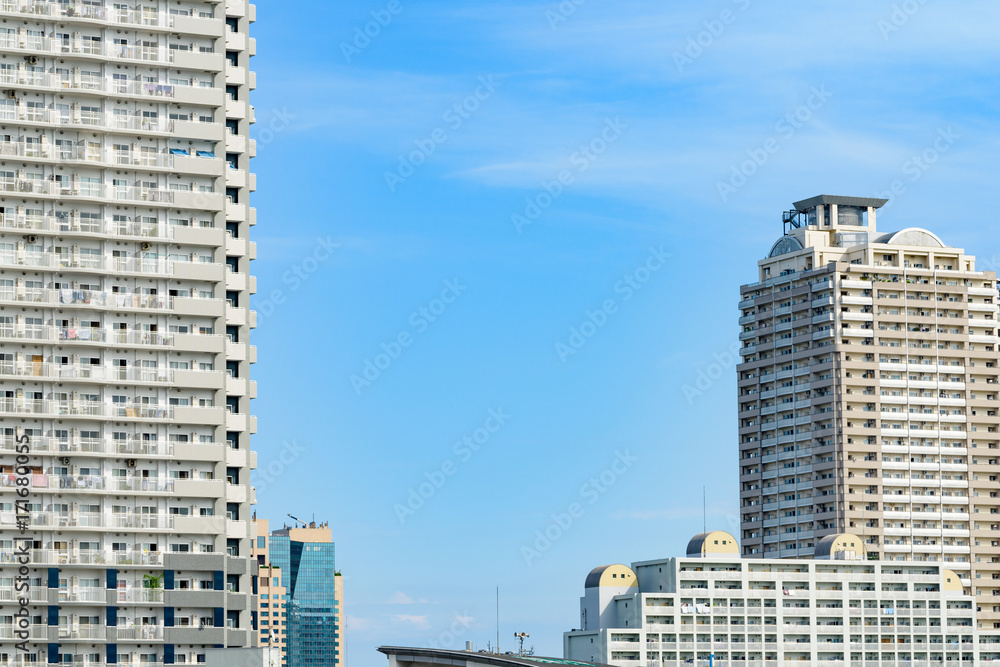 Fototapeta premium 不動産 高層マンション