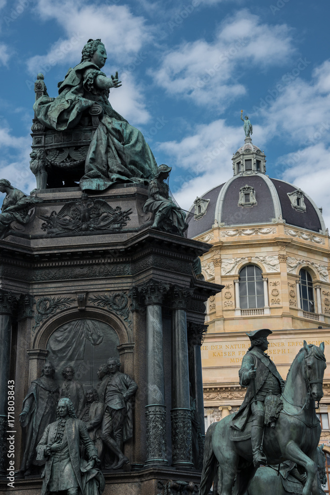 Maria Theresia Denkmal Wien