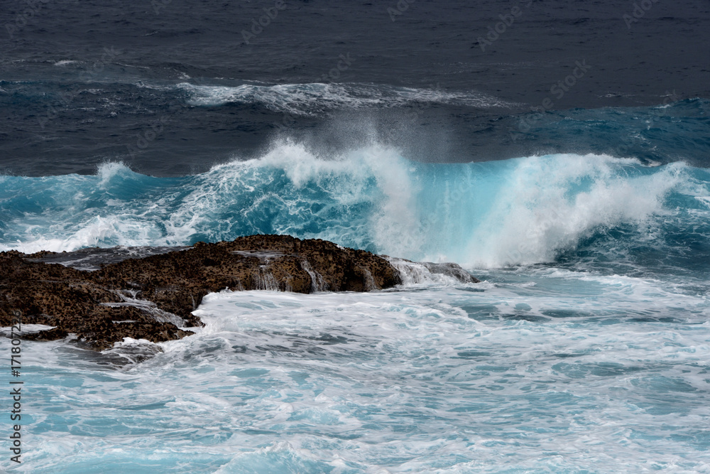 Wellen im indischen Ozean vor Réunion