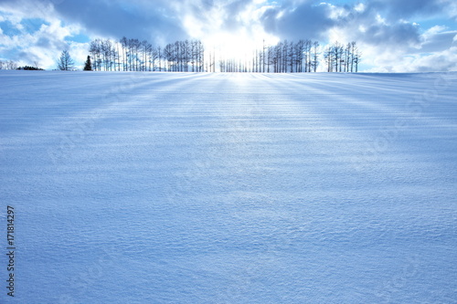 SNOW HILL