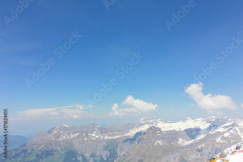 Mt. Titlis, Switzerland From the viewpoint 360 degree panoramic, the popular tourist attractions of Switzerland.