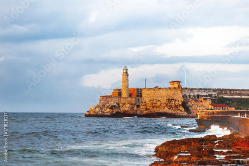Canvas Print Fortress and lighthouse of El Morro in the entrance of Havana bay, Cuba
