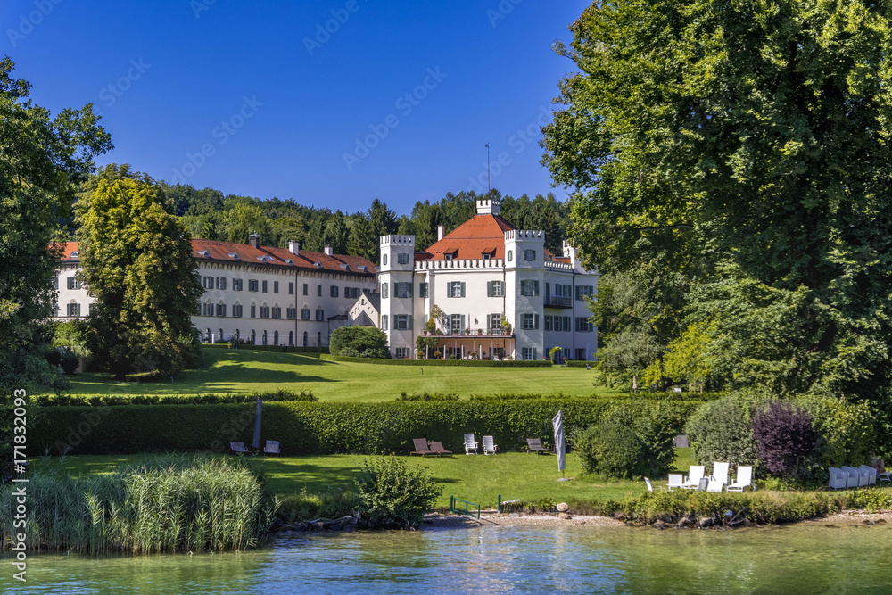 Fototapeta premium Schloss Possenhofen Castle, Poecking, Bavaria