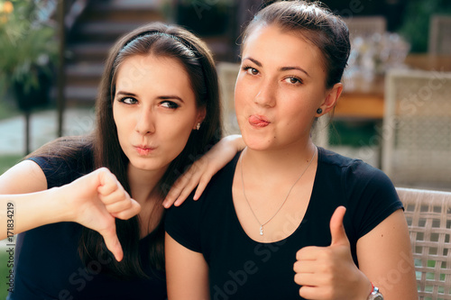 Photos Funny Girls with Thumbs up and Thumbs Down Rating Different The Same Situation