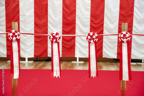 完成式典のテープカット