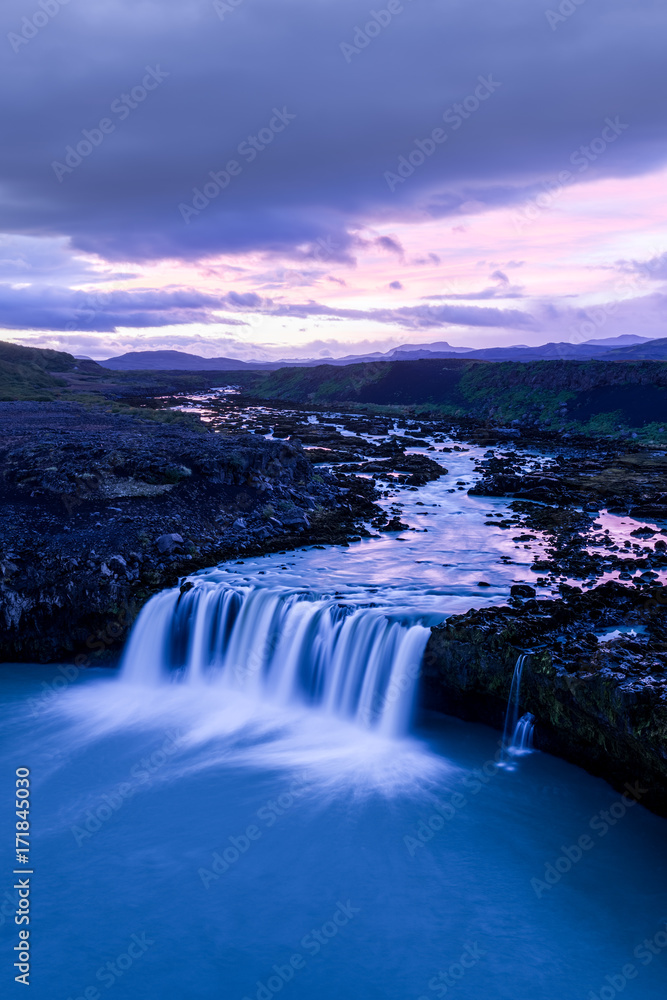 Fototapeta premium Dawn, Plofafoss waterfall, Pjorsa River, Iceland
