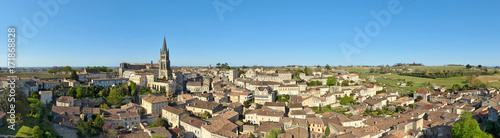 Saint-Emilion, vue générale,  panorama, Gironde, France © Pascal Moulin