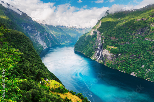Breathtaking view of Sunnylvsfjorden fjord © Ivan Kmit