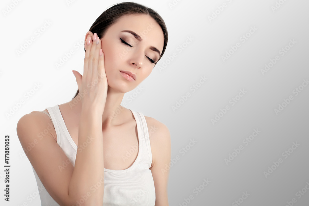 Woman In Pain. Closeup Of Beautiful Young Female Feeling Painful Toothache, Touching Face With Hand. Sad Stressed Girl Feeling Strong Teeth, Jaw Or Neck Pain. Dental Health And Care. High Resolution Woman In Pain. Closeup Of Beautiful Young Female Feeling Painful Toothache, Touching Face With Hand. Sad Stressed Girl Feeling Strong Teeth, Jaw Or Neck Pain. Dental Health And Care. High Resolution