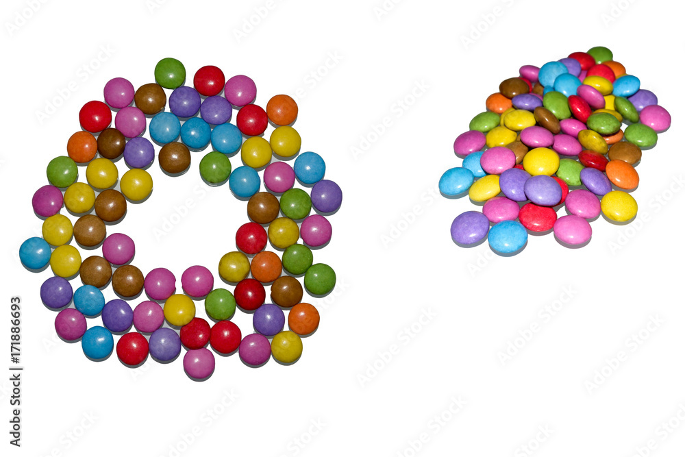 bunte smarties isoliert bunte smarties isoliert