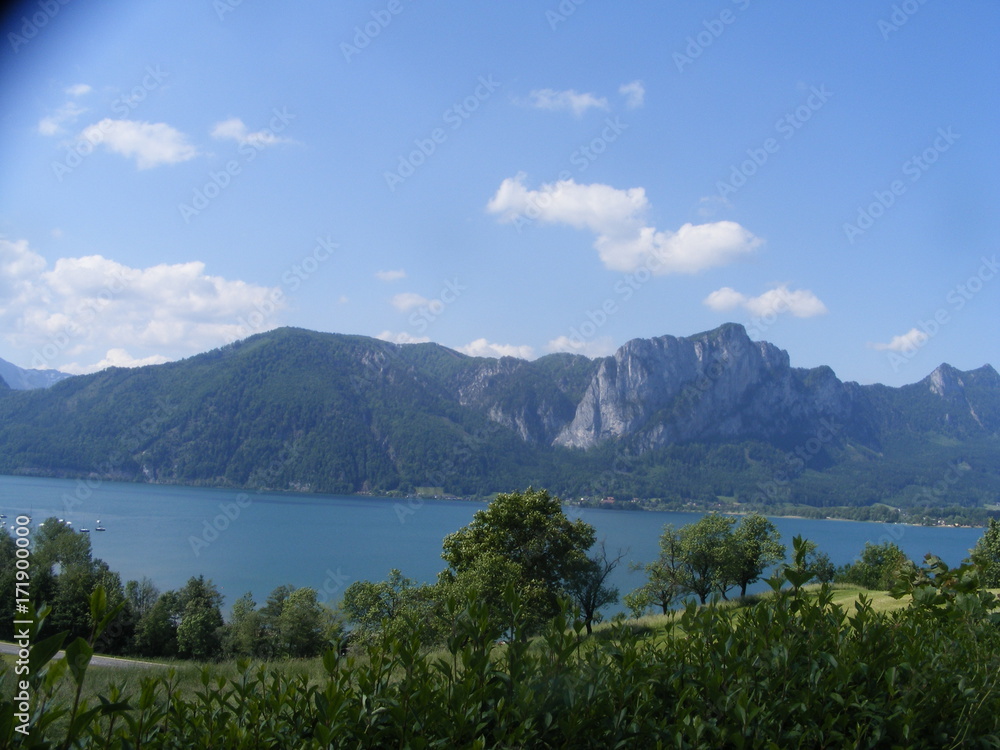 Wallersee der größte See des Salzburger Seenlandes