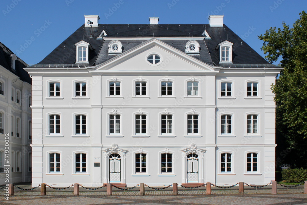 Palais des St.-Arnual-Stifts am Ludwigsplatz Saarbrücken