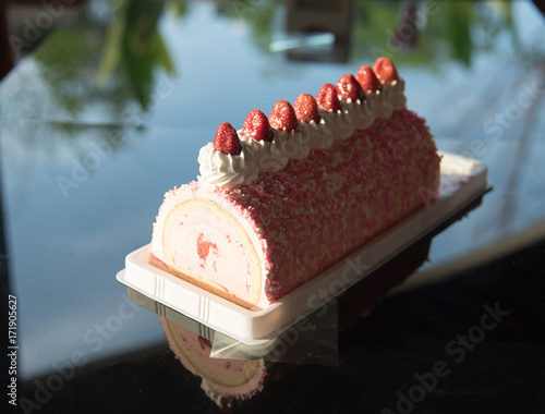  ice cream  cake Strawberry photo