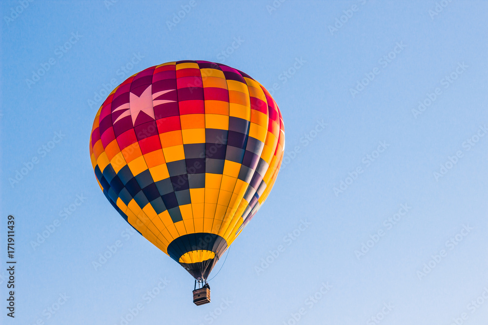 Hot Air Balloon With Large Eight Pointed Star Hot Air Balloon With Large Eight Pointed Star