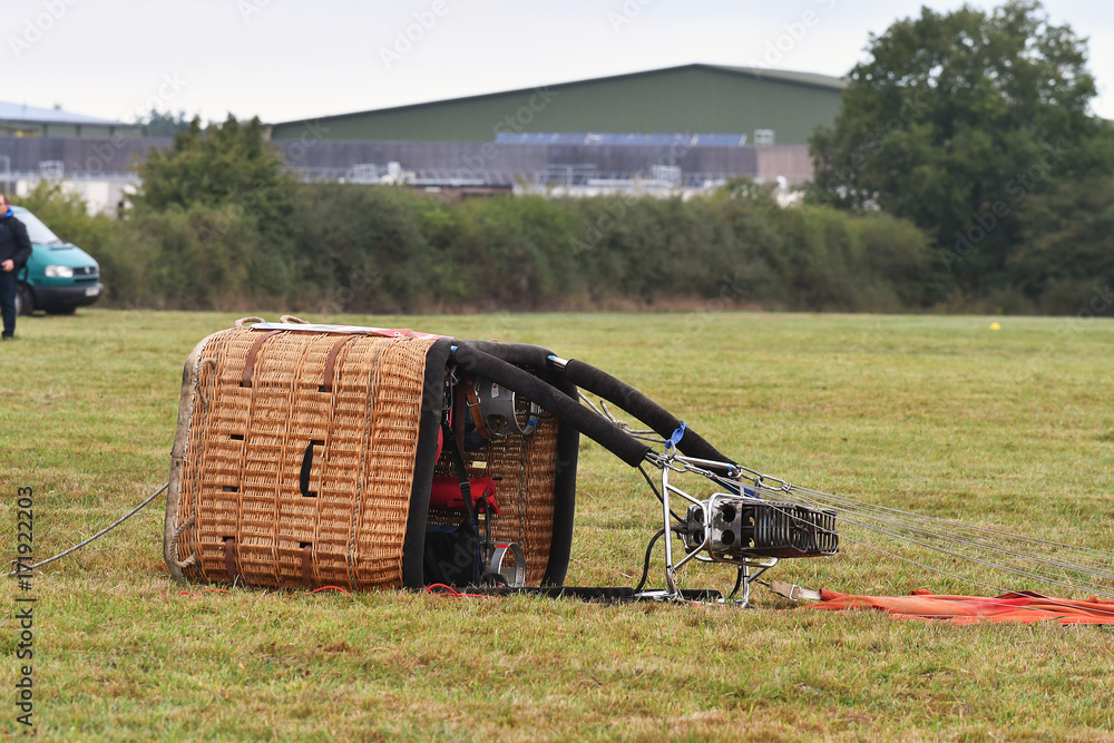 Naklejka premium panier de monygolfière
