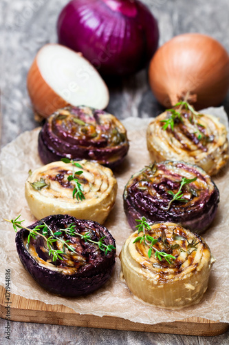 Delicious caramelized onions in balsamic vinegar with thyme