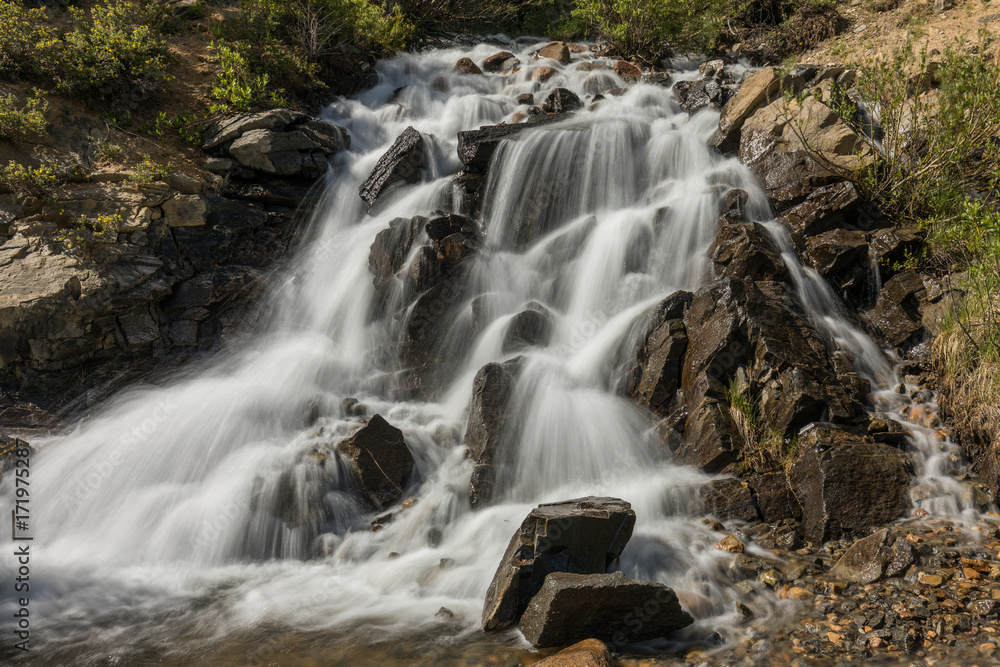Fototapeta premium Scenic Mountain Waterfall in Colorado