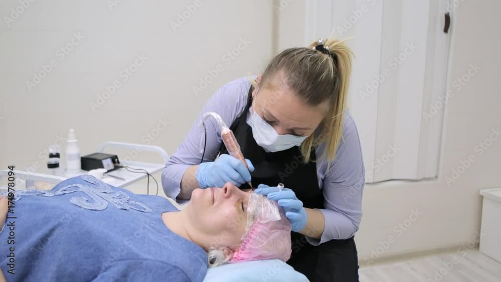Permanent makeup. Permanent tattooing of eyebrows. Permanent makeup. Permanent tattooing of eyebrows.