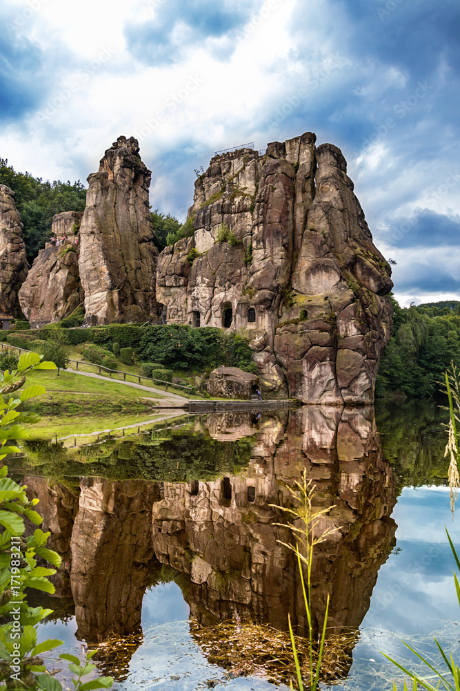 Externsteine in Horn-Bad Meinberg (Hochformat) Externsteine in Horn-Bad Meinberg (Hochformat)