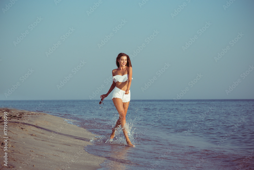 Fototapeta premium woman on beach
