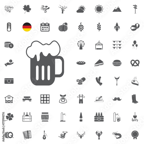 Octoberfest icon set. German food and beer symbols isolated on white background. Vector illustration.Oktoberfest beer festival flat icons design