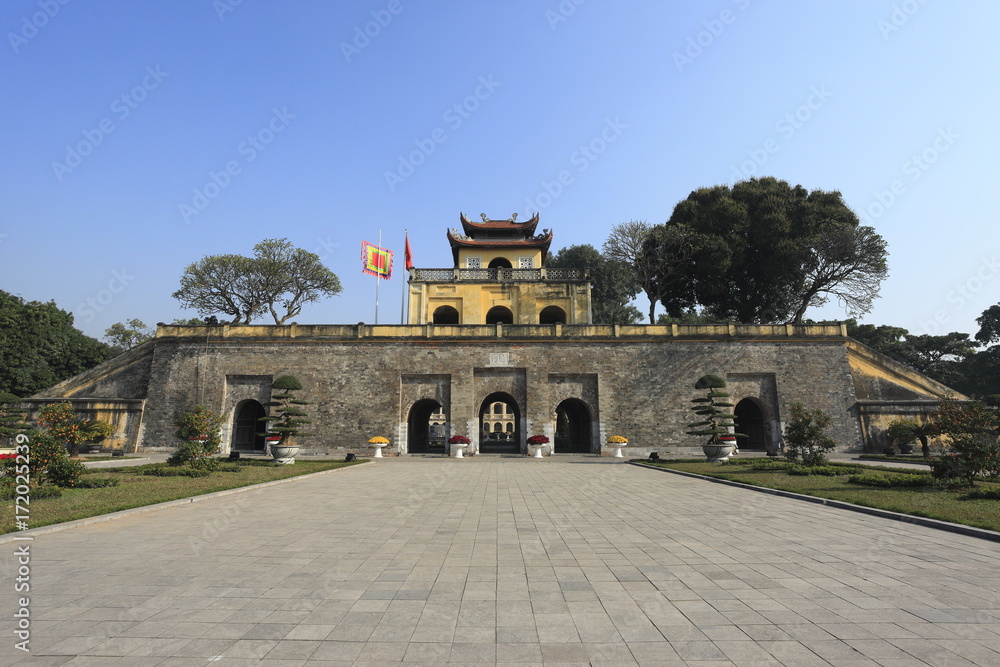 Fototapeta premium タンロン遺跡端門