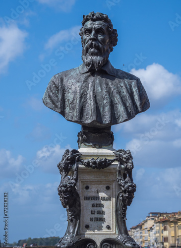 Statue of Benvenuto Cellini on Ponte Vecchio Bridge in Venice
