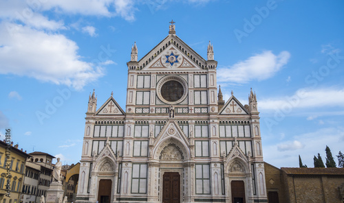 Santa Croce Basilica in the historic city center o Florence (Santa Croce di Firenze) © 4kclips