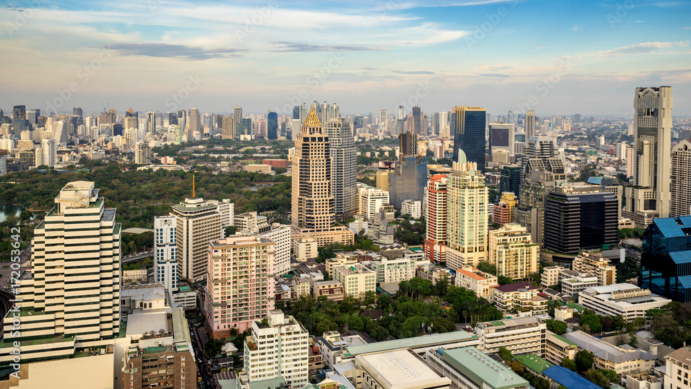 Fototapeta premium cityscape of bangkok city skyline , landscape Thailand