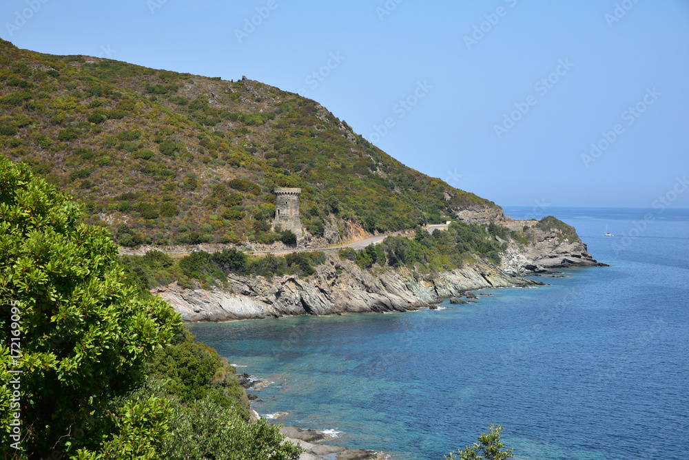 Tour génoise dans le cap Corse