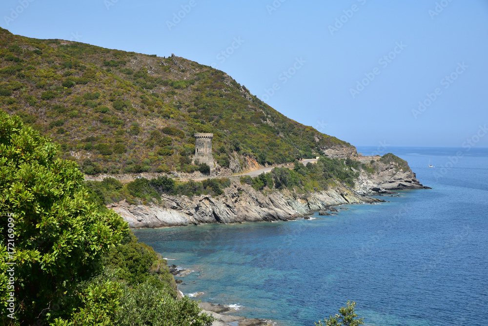 Tour génoise dans le cap Corse Tour génoise dans le cap Corse