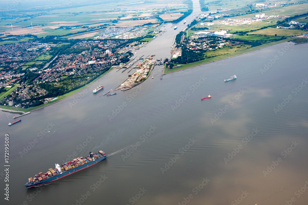 Obraz premium Germany from above - Hamburg, Elmshorn, Norderstedt and Hamburg