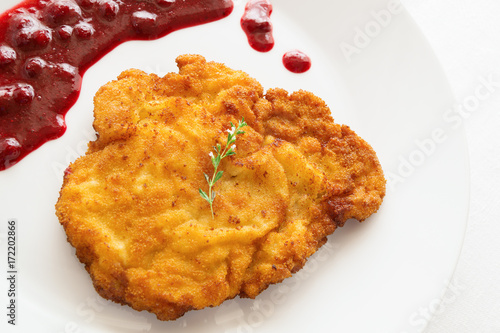 breaded turkey with cowberry sauce