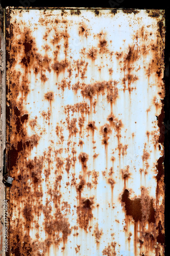 puerta oxidada