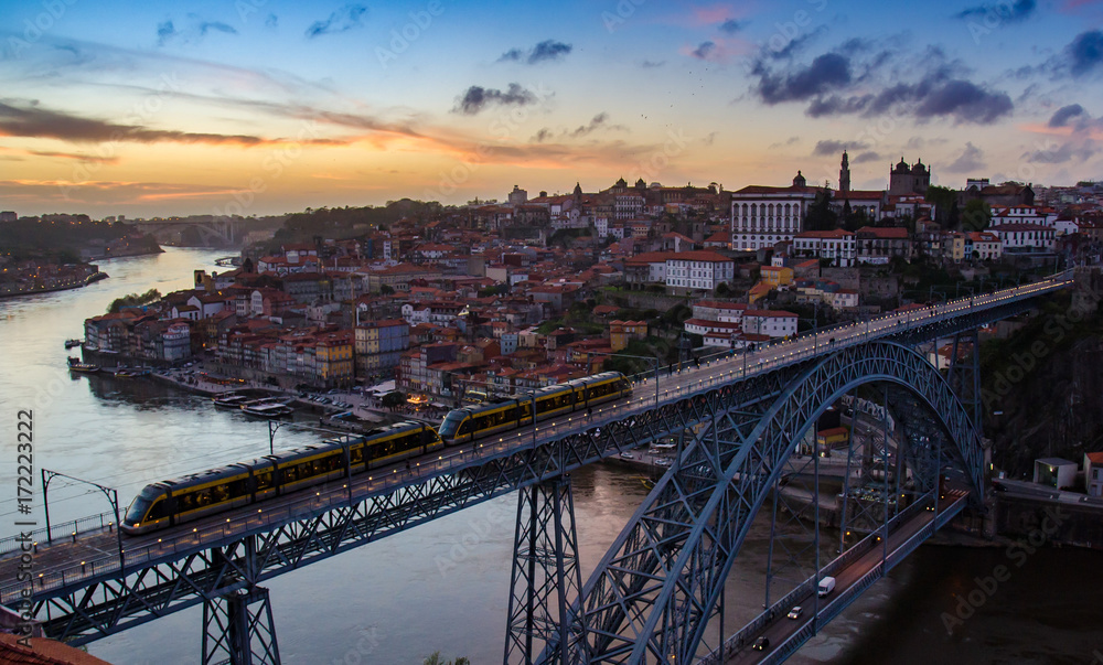 Obraz premium Oporto Sunset