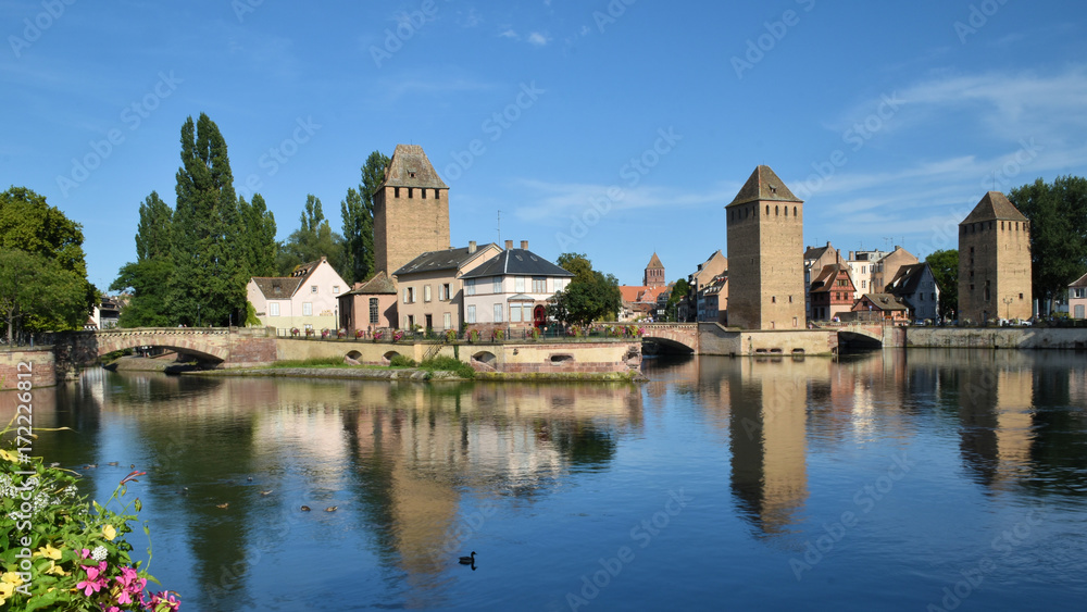 Straßburg, Elsaß, Frankreich, Europa / Strasbourg, Alsace: Petite France (Altstadt) und Ponts Couverts