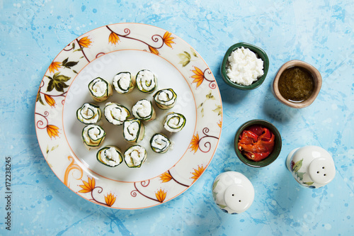 Zucchini rolls filled with cheese