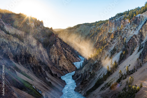 Billede på lærred Grand Canyon of Yellowstone at sunrise