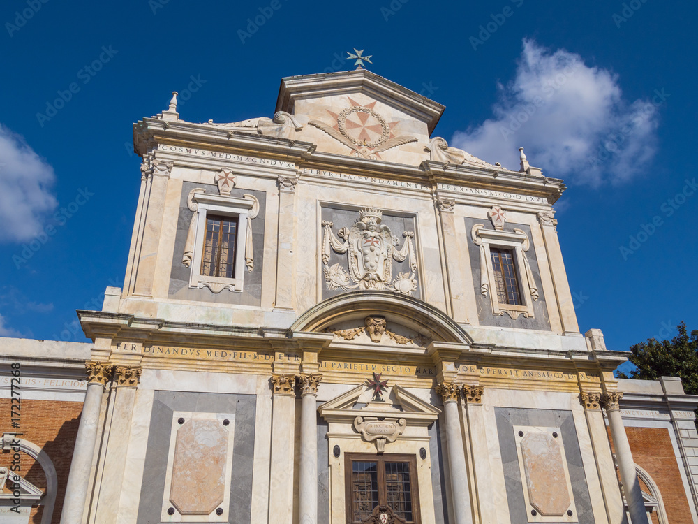 Beautiful Church at Cavalieri Square - Santo Stefano Pisa